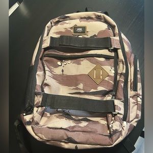 Vans Very Large Brown Camo Bag